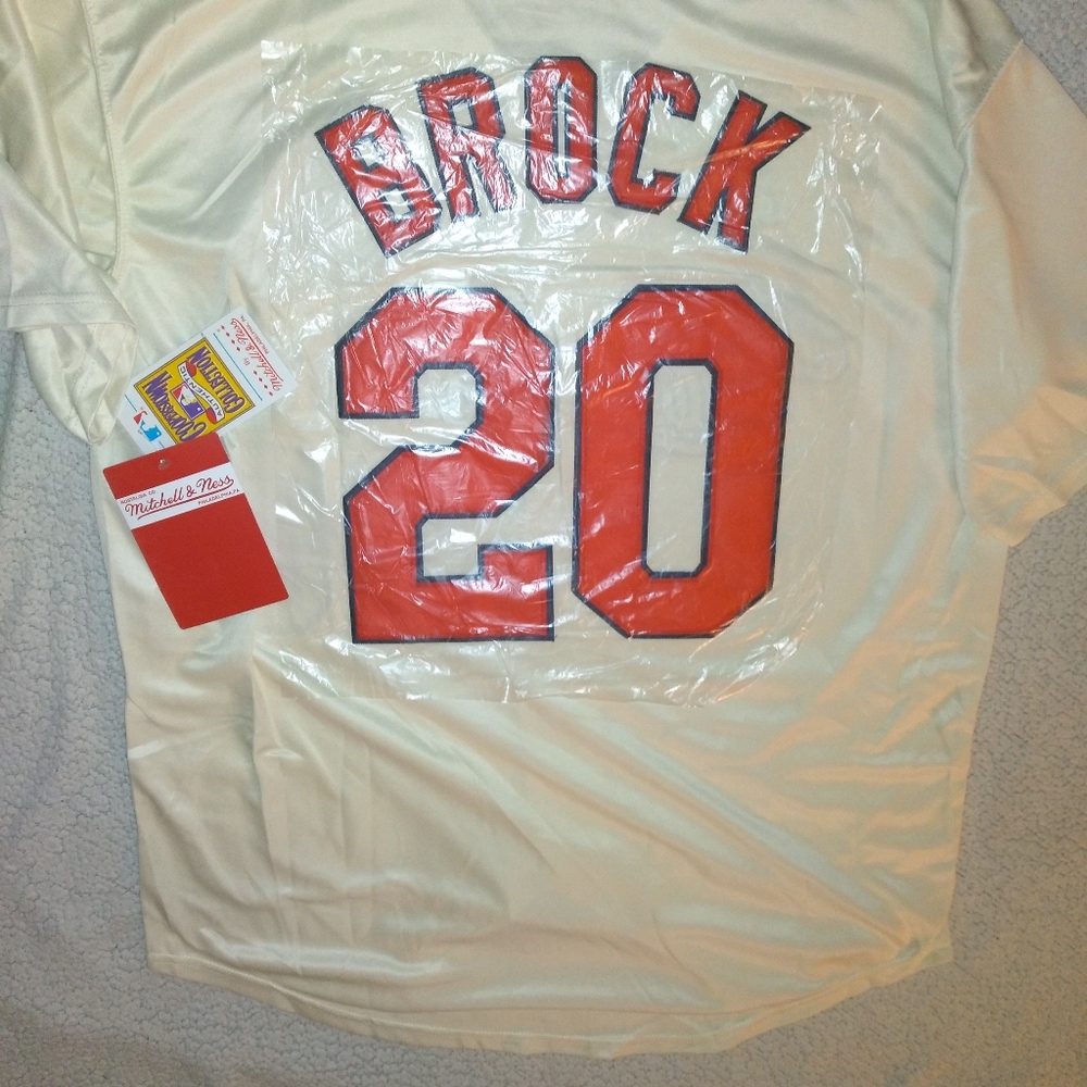 Cooperstown Collection Lou Brock size Large cardinals jersey